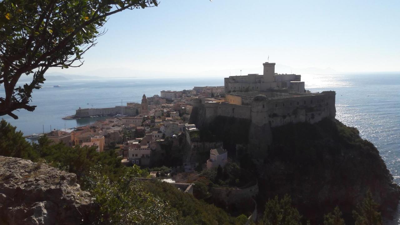 La Rosa Dei Venti Villa Gaeta Luaran gambar